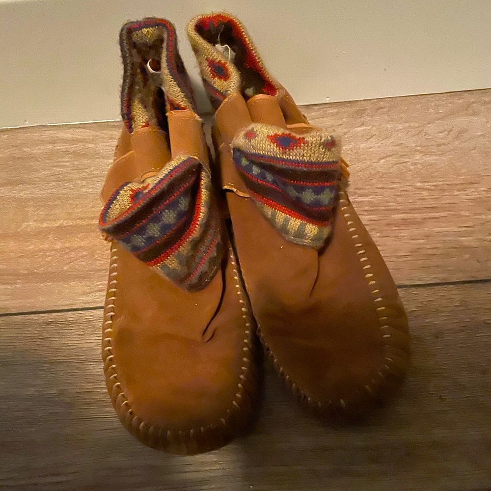 Moccasin booties